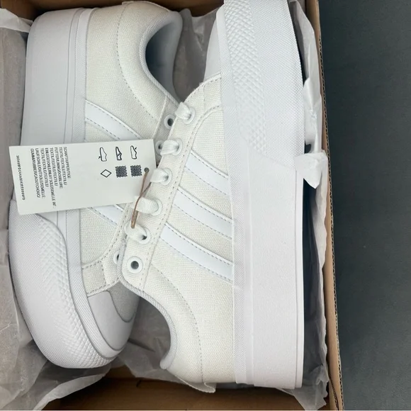 adidas Women's Bravada 2.0 Platform Shoes - Picture 3 of 5